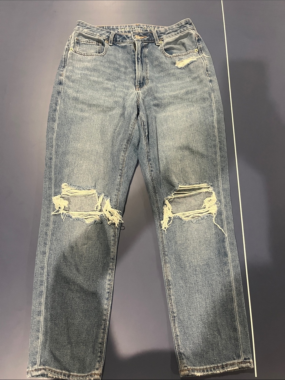 American Eagle Outfitters Light Blue Distressed Straight Jeans